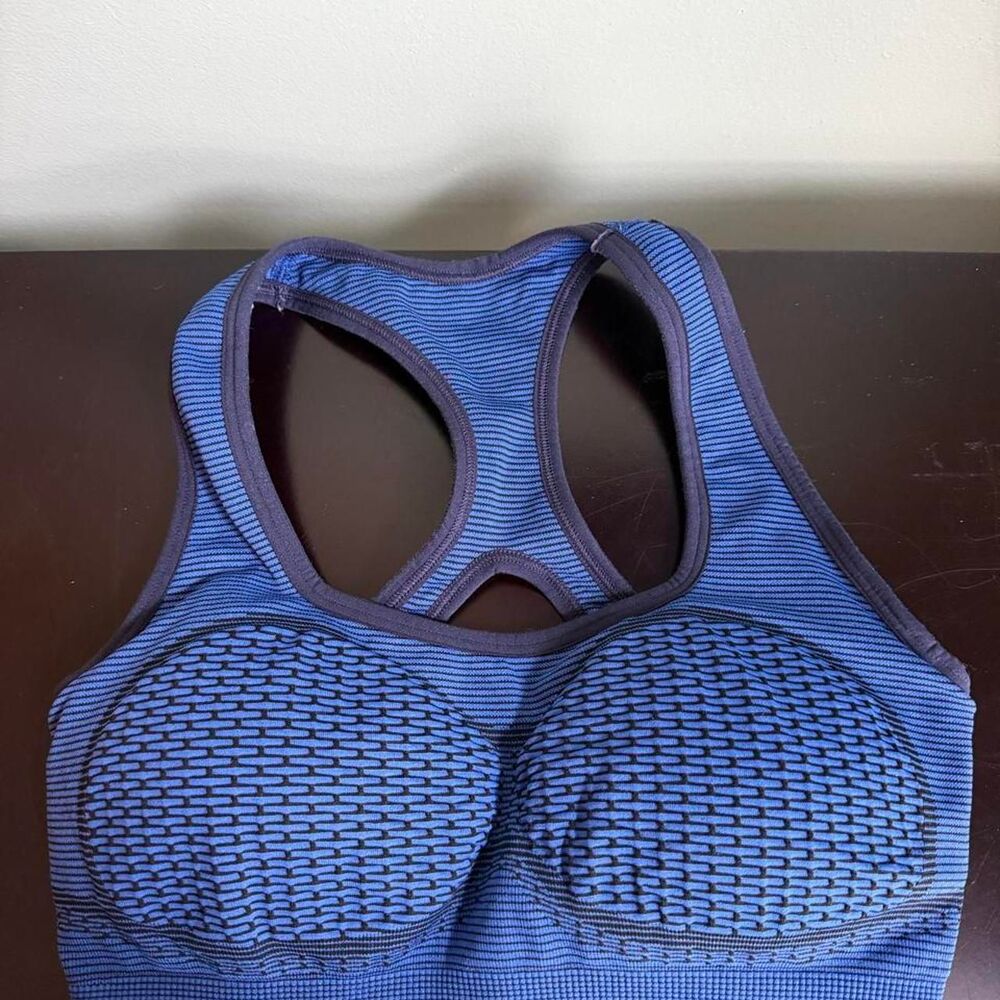 Gymshark Women's Blue and Purple Top